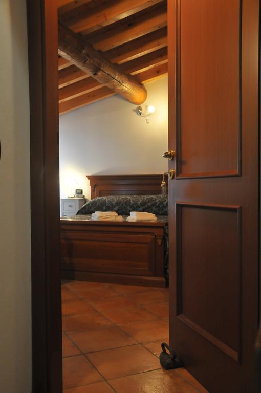 Bed & Breakfast Castello Padenghe sul Garda Oda fotoğraf